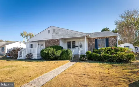 1340 B Illinois Ave, Cape May, NJ 08204