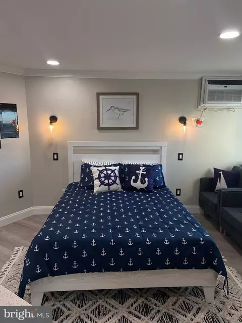 225 E Wildwood Ave #401, Wildwood, NJ 08260