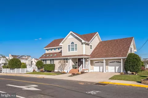 2210 Bay Ave, Ocean City, NJ 08226