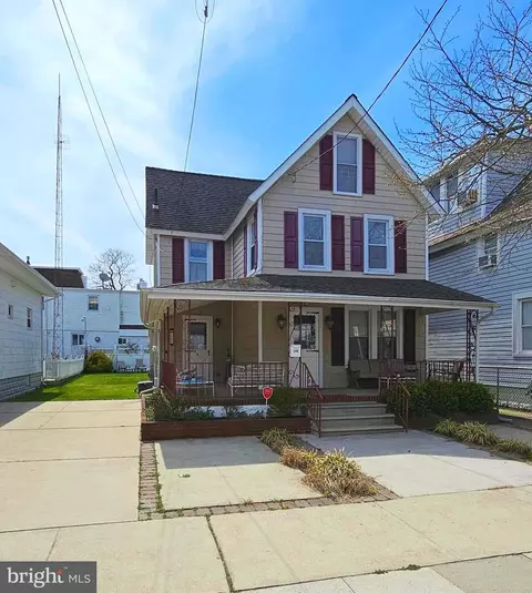 146 W Hand Ave, Wildwood, NJ 08260