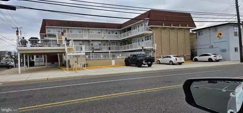5001 New Jersey Ave #104, Wildwood, NJ 08260