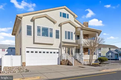 223 E Morning Glory Rd E #2, Wildwood, NJ 08260