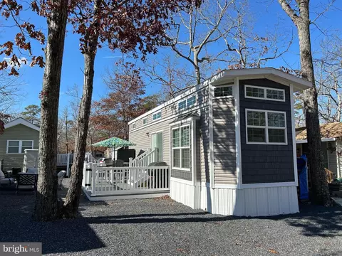 515 Corson Tavern Rd #H35, Ocean View, NJ 08230