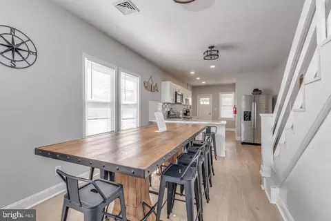 222 E Burk Ave #4, Wildwood, NJ 08260