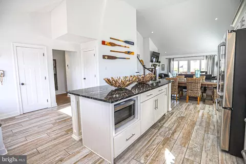 285 78th St, Avalon, NJ 08202 photo 9