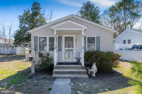 206 Matthews Ave, Villas, NJ 08251