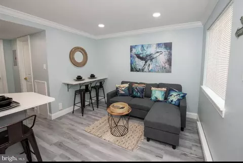 225 E Wildwood Ave #402, Wildwood, NJ 08260