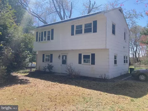 147 Springers Mill Rd, Cape May Court House, NJ 08210