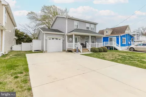 102 Pine Ave, Del Haven, NJ 08251
