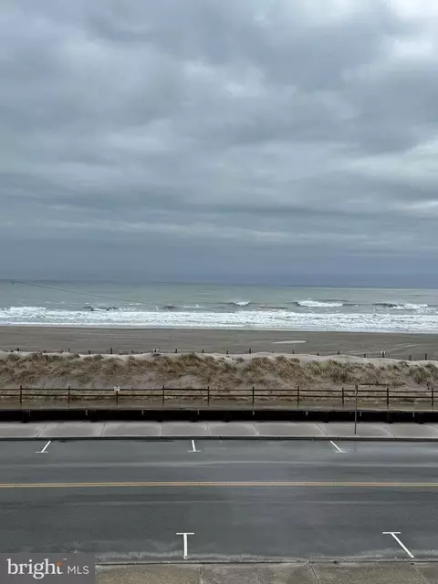 900 Kennedy Dr #304, North Wildwood, NJ 08260