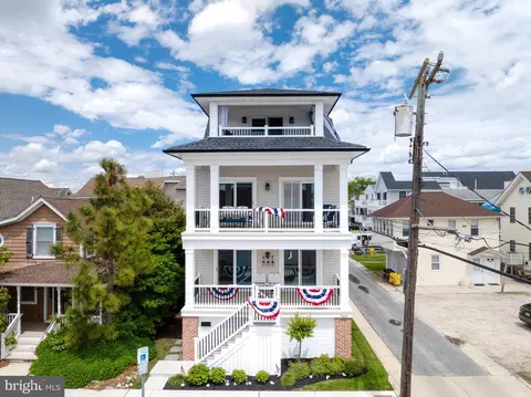 305 15th St, Ocean City, NJ 08226