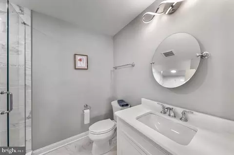 Bath - 1005 Dune Dr, Avalon, NJ 08202 photo 7 of 7