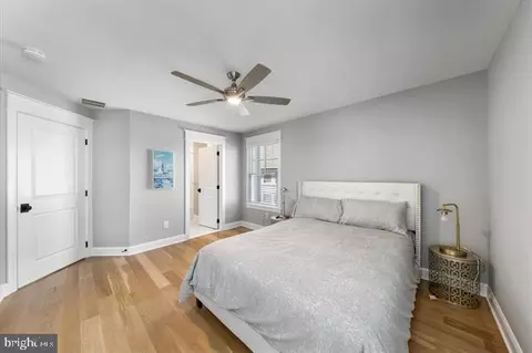 Bedroom - 1005 Dune Dr, Avalon, NJ 08202 photo 7 of 13