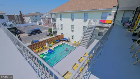 313 E Glenwood Ave #206, Wildwood, NJ 08260