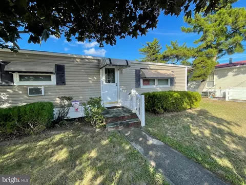 131-25 Priest Blvd, Rio Grande, NJ 08242