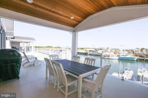 633 W Burk Ave, Wildwood, NJ 08260