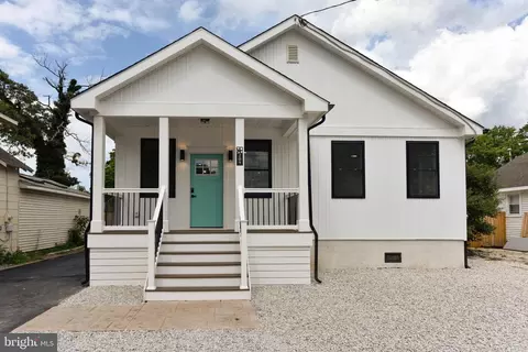 209 W New Jersey Ave, Villas, NJ 08251