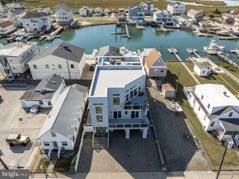 420 W 17th Ave, North Wildwood, NJ 08260