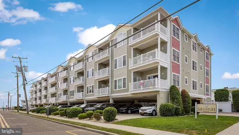 5501 Atlantic Ave #208, Wildwood, NJ 08260