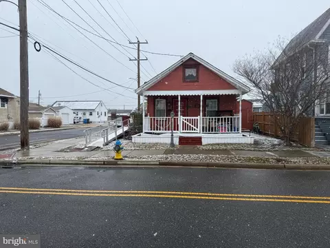 335 W Glenwood Ave, Wildwood, NJ 08260