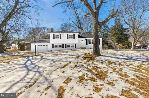 105 Keyport Rd, Cape May, NJ 08204