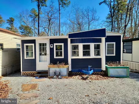 516 Route 9 #B-16, Marmora, NJ 08223