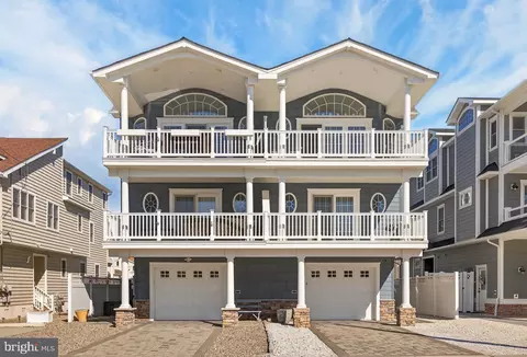 17 73rd St #W, Sea Isle City, NJ 08243