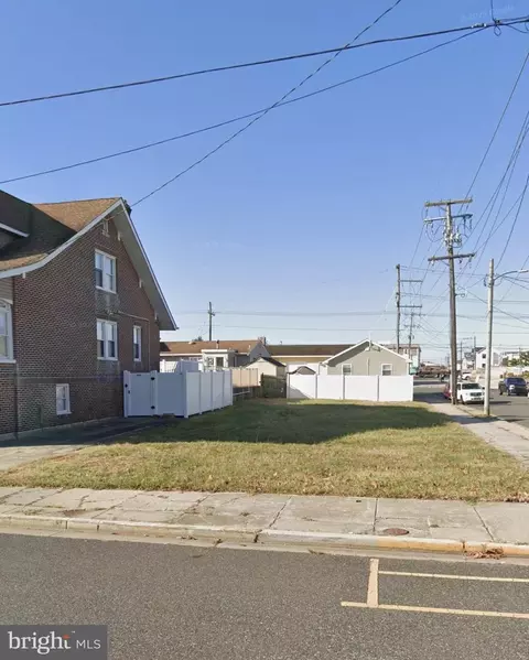 326 W Wildwood Ave, Wildwood, NJ 08260