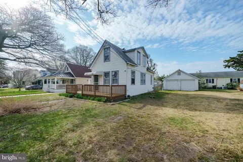118 Town Bank Rd, Cape May, NJ 08204
