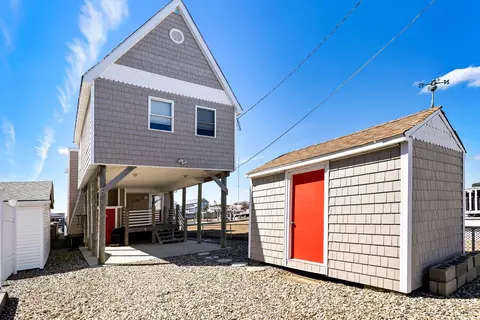 424 W 17th Ave, Wildwood, NJ 08260