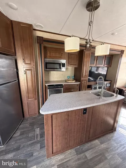 515 Corson Tavern Rd #E-26, Ocean View, NJ 08230