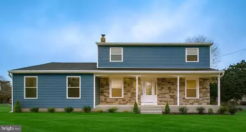 125 N Shore Rd, Marmora, NJ 08223