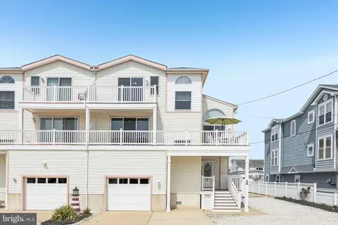 41 77th St #EAST, Sea Isle City, NJ 08243