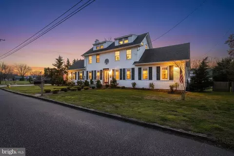 668 Crawford Rd, Cape May, NJ 08204