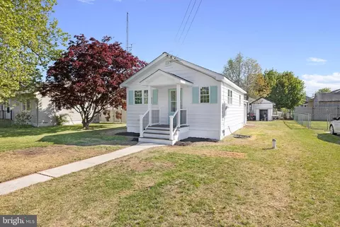 40 Arizona Ave, Villas, NJ 08251