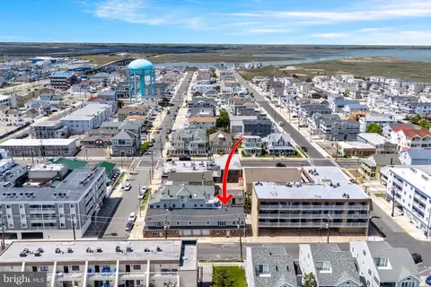 23 39th St #B, Sea Isle City, NJ 08243