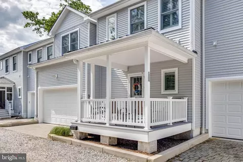 717 Broadway #2, Cape May, NJ 08204