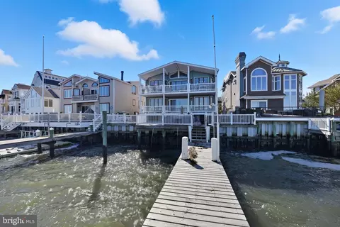 195 W 17th St #1, Ocean City, NJ 08226