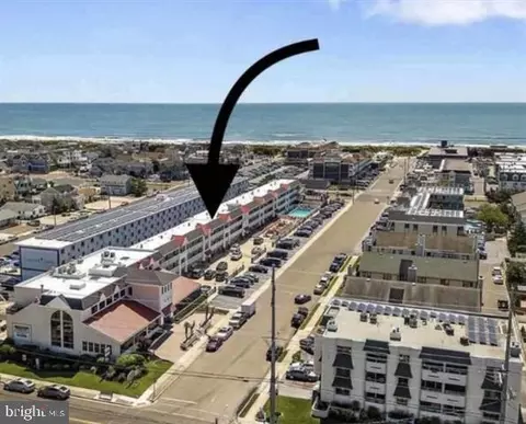 7888 Dune Dr #218, Avalon, NJ 08202