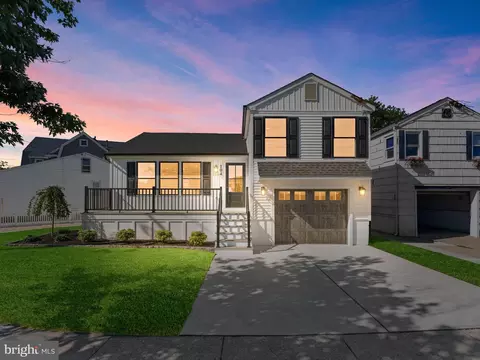 104 Crescent Rd, Ocean City, NJ 08226