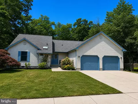 15 Summer Cir, Cape May, NJ 08204
