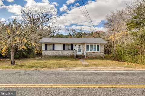 63 Siegtown Rd, Cape May Court House, NJ 08210