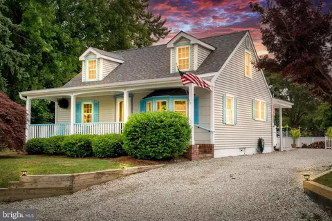 303 E Shellbay Ave, Cape May Court House, NJ 08210