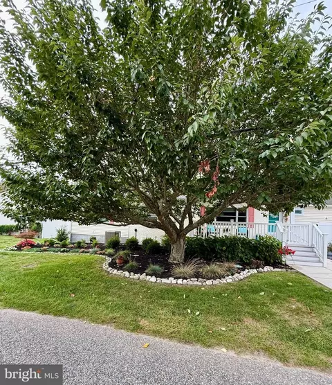 6 Drumbed Rd W, Villas, NJ 08251