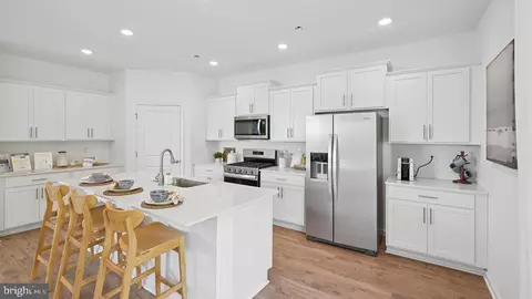 304 Scotty Blvd #803, Rio Grande, NJ 08242