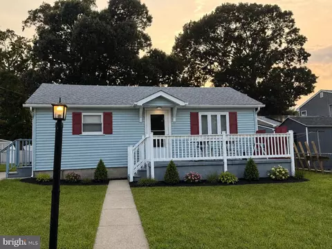 1711 Lake Dr, Villas, NJ 08251