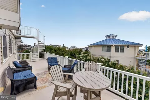 Exterior - 17 Randolph Ave, Strathmere, NJ 08248 photo 9 of 22