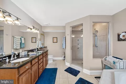 Bath - 17 Randolph Ave, Strathmere, NJ 08248 photo 5 of 13