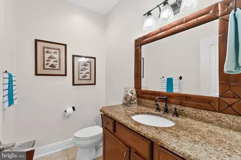 Bath - 17 Randolph Ave, Strathmere, NJ 08248 photo 12 of 13