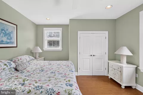 Bedroom - 17 Randolph Ave, Strathmere, NJ 08248 photo 8 of 9